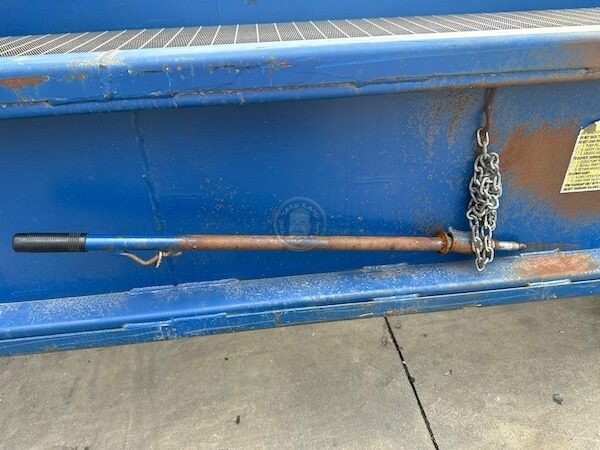 Side Rail | Pump Handle