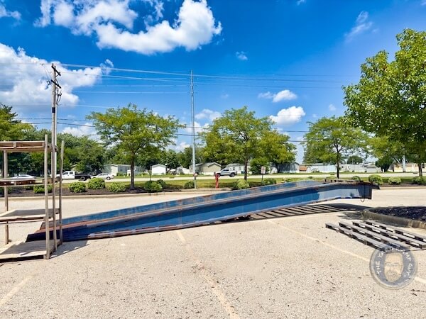 Full Right Side View