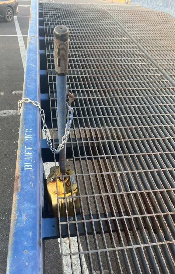 Deck, Close Up | Pump | Pump Handle