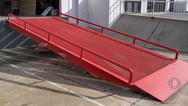 Left Side, Angle View