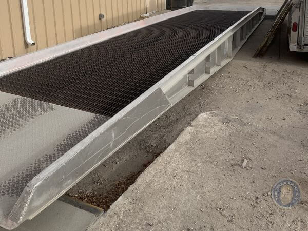 Full Deck, Bottom Up: Right Side Angle View